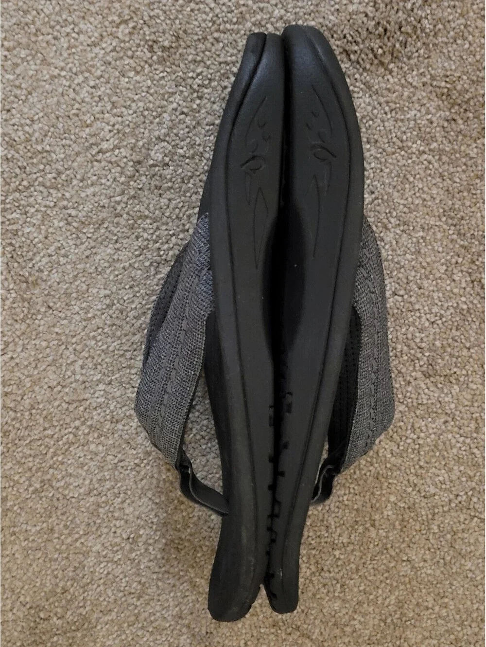 Olukai Hokua Mesh Men's 9 Beach Sandal Flip Flops Black Hawaiian Boating